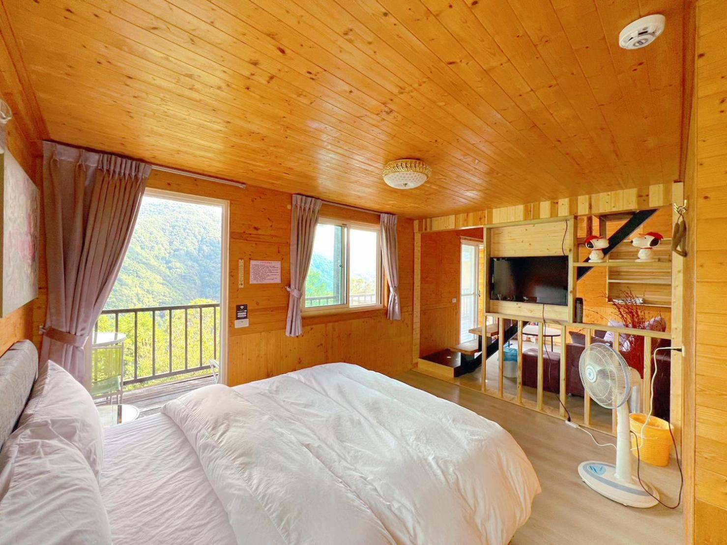 Lala Mountain Homestay‧Cile Farm Hualing Buitenkant foto